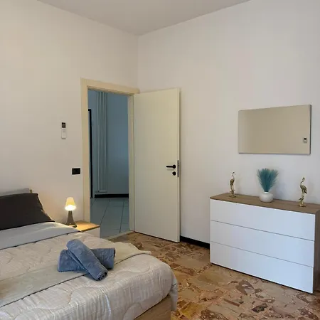 Guest house Re Umberto, Incantevole, Nel Cuore Di Alba, Con Posto Auto Gratuito *